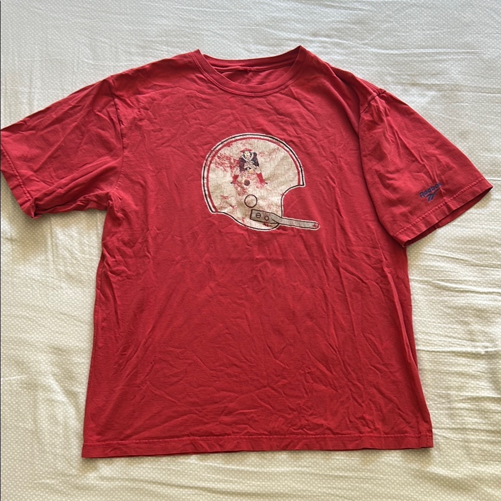 Patriots Vintage Reebok Red Graphic T-Shirt
